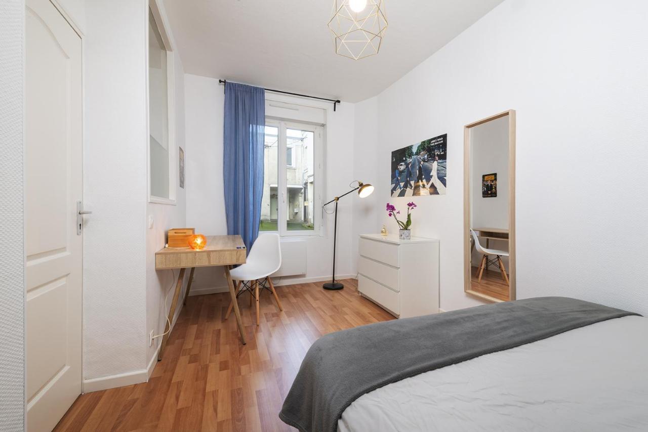 Appart Calme Avec Parking Proche Place Ney Angers Exterior photo